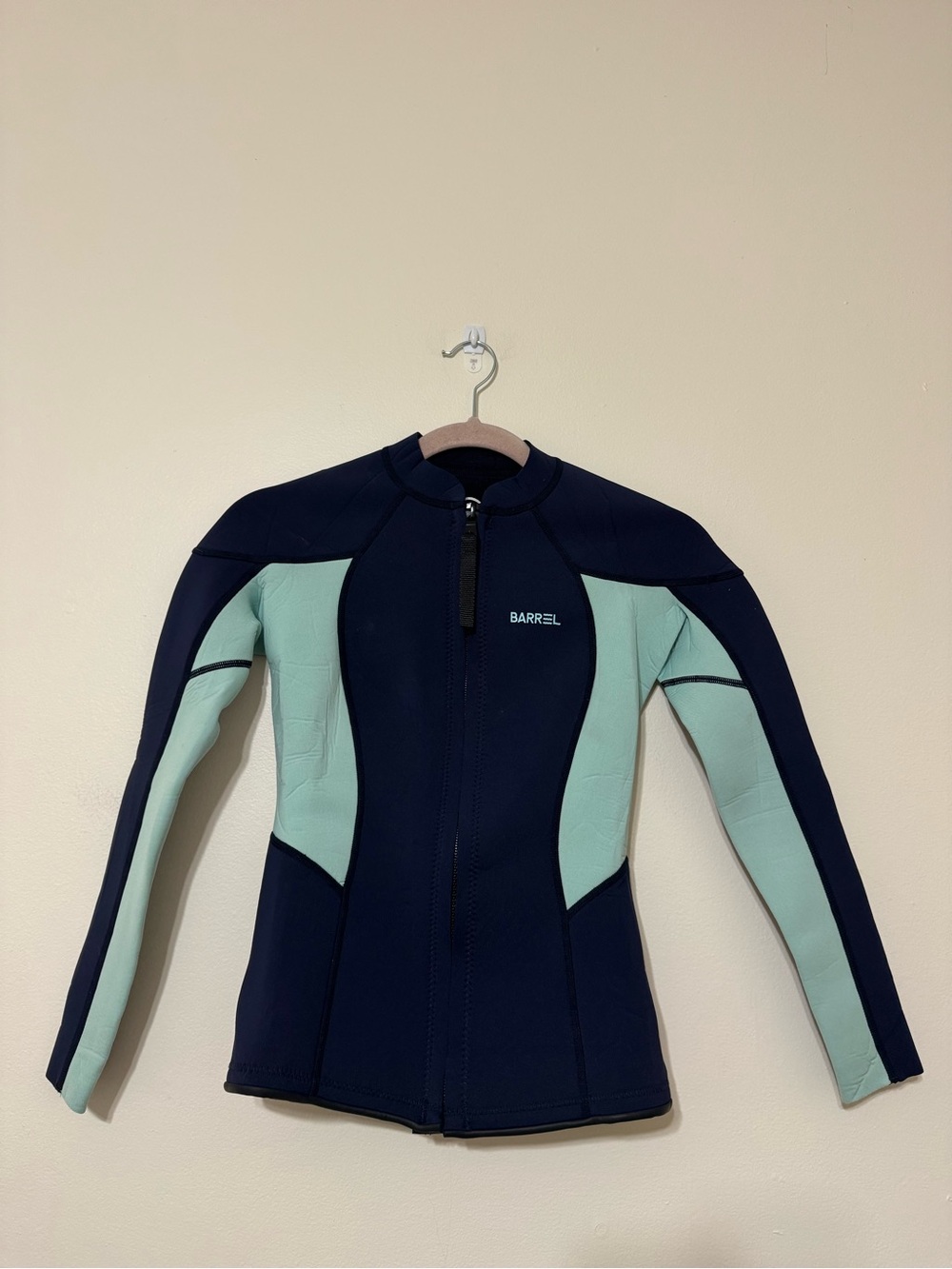Barrel Women's Pluma 2mm Neoprene Jacket